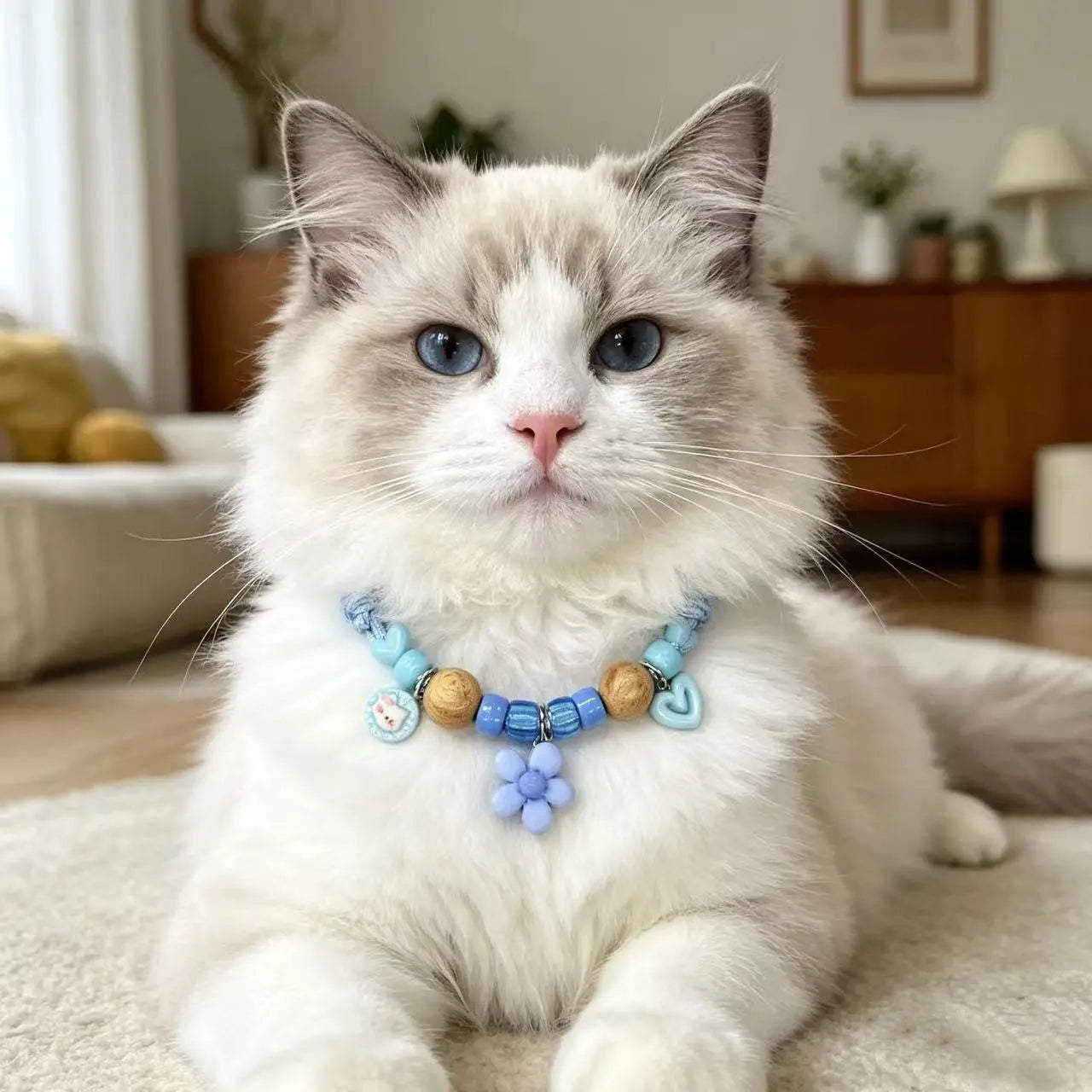 Adjustable Beaded Pet Collar for Cats and Dogs - Citronella Wood Scent Outdoor Collar